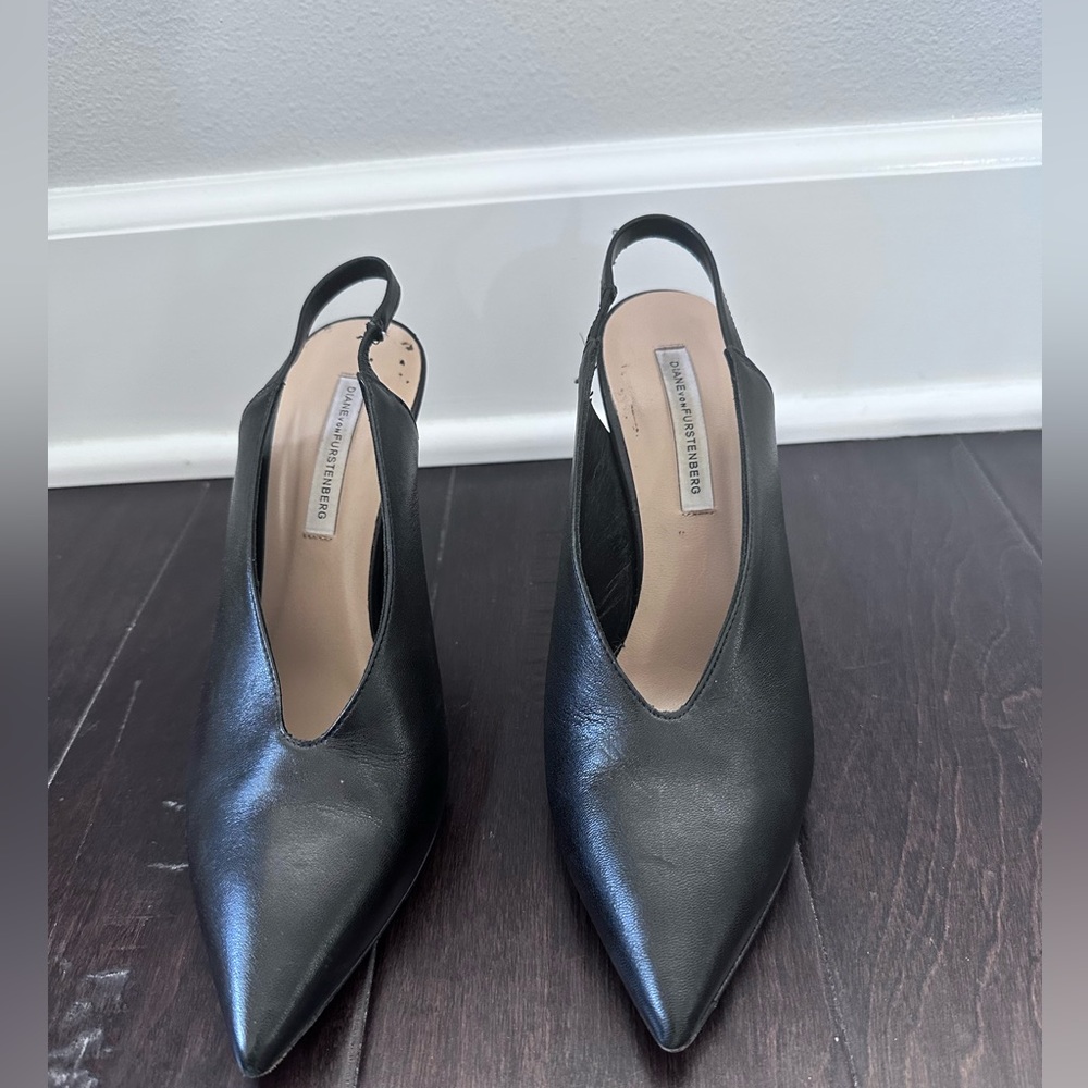 Diane Von Furstenberg Sling Back Pumps size 7.5